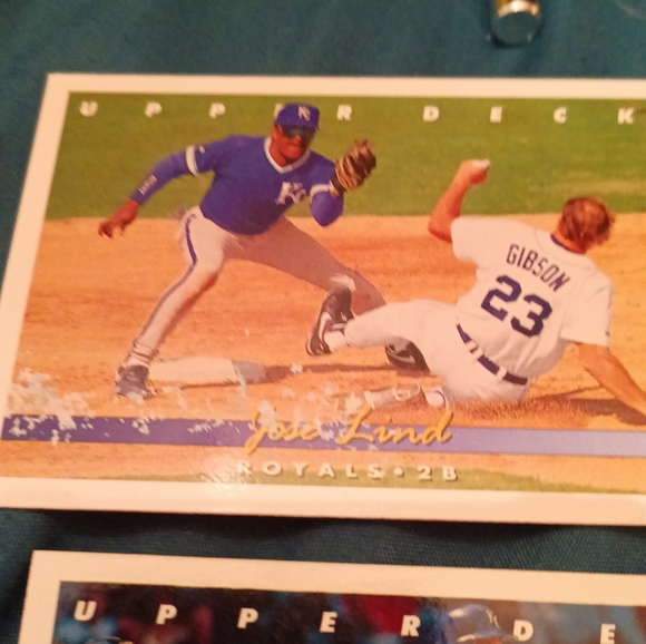 Baseball cards - Picture 12 of 14